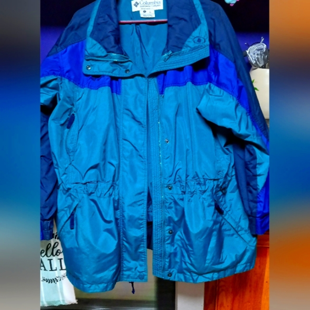 Vintage Columbia Men's jacket 1990's